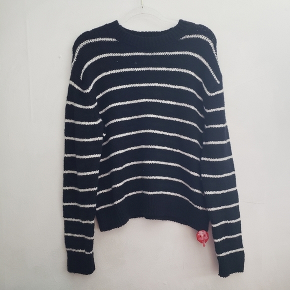 Vince Textured Stripe Sweater - Picture 2 of 10